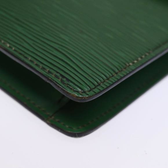 LOUIS VUITTON Epi Montaigne 27 Clutch Bag Green M52654 LV Auth 74313 - Picture 14 of 16